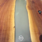 Epoksi Ceviz Yemek Masası - Banyan Ayak, Doğal Kenar