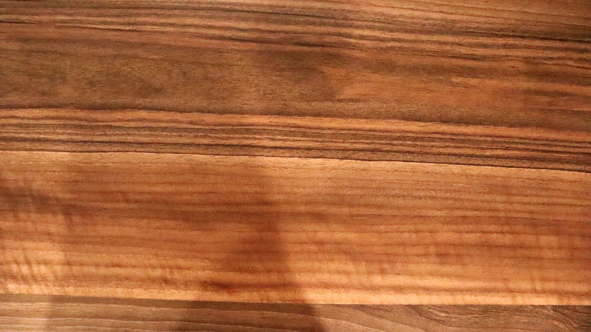 Ceviz Masa - Doğal Ahşap & Kenar, Özel Ayak, 2 m 2 ceviz masa dogal ahsap kenar ozel ayak 4914